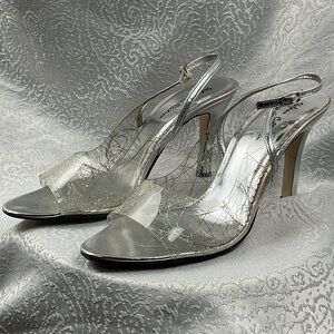 Stefani Collection Women’s 9.5 Silver‎ Heels